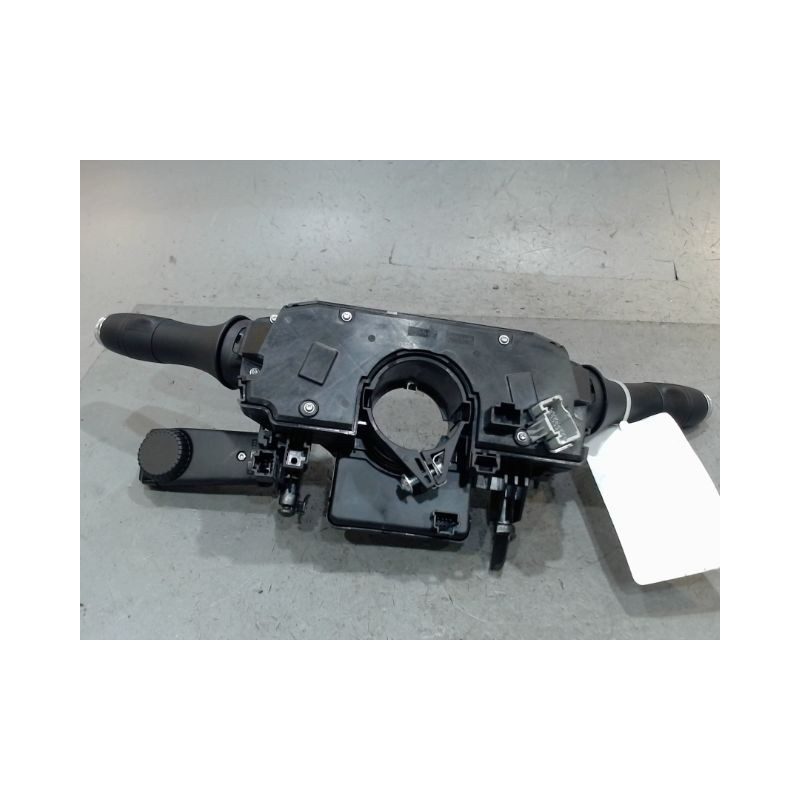 BLOC COMMODOS RENAULT CLIO