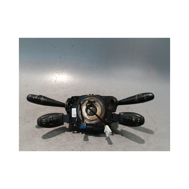 BLOC COMMODOS PEUGEOT 5008 2009-