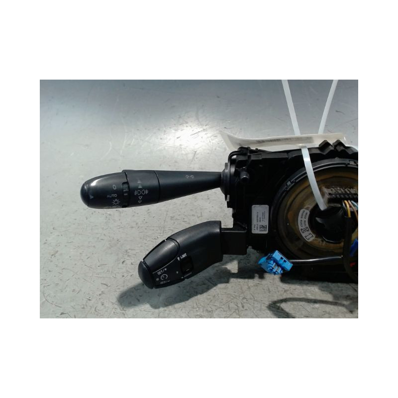 BLOC COMMODOS PEUGEOT 3008 2009-