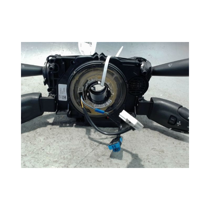 BLOC COMMODOS PEUGEOT 5008 2009-