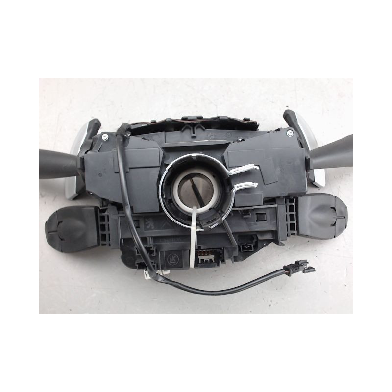 BLOC COMMODOS PEUGEOT 5008