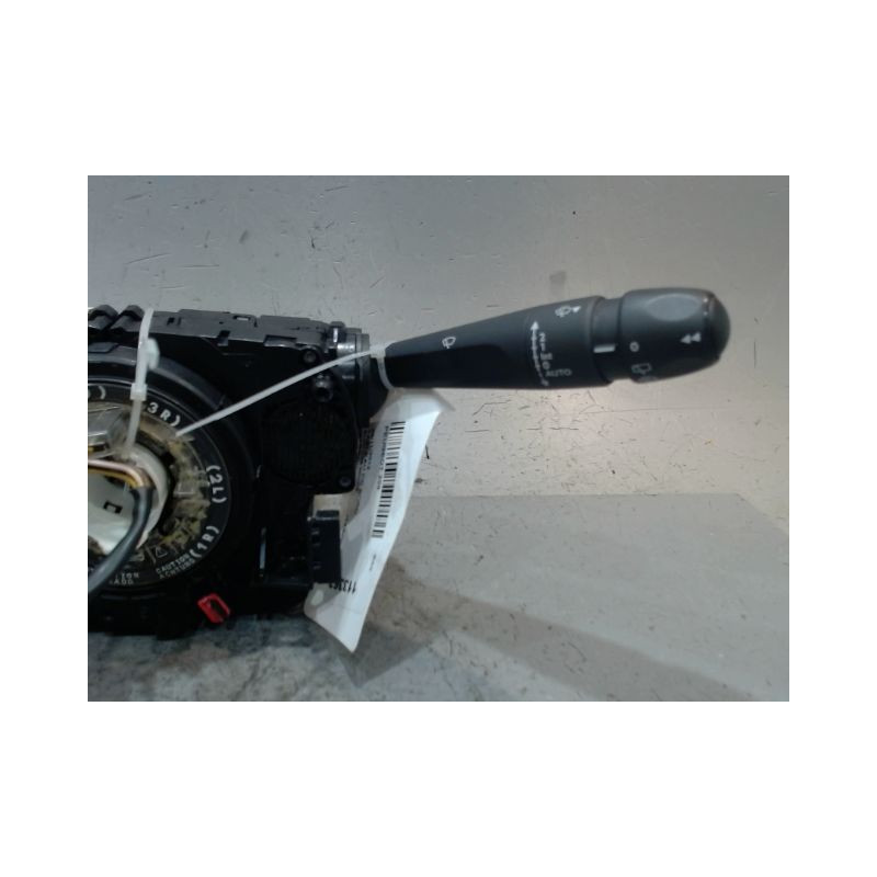 BLOC COMMODOS PEUGEOT 208