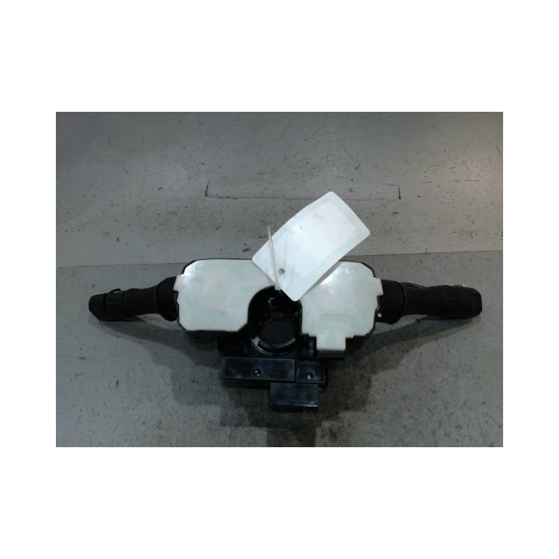 BLOC COMMODOS NISSAN MICRA
