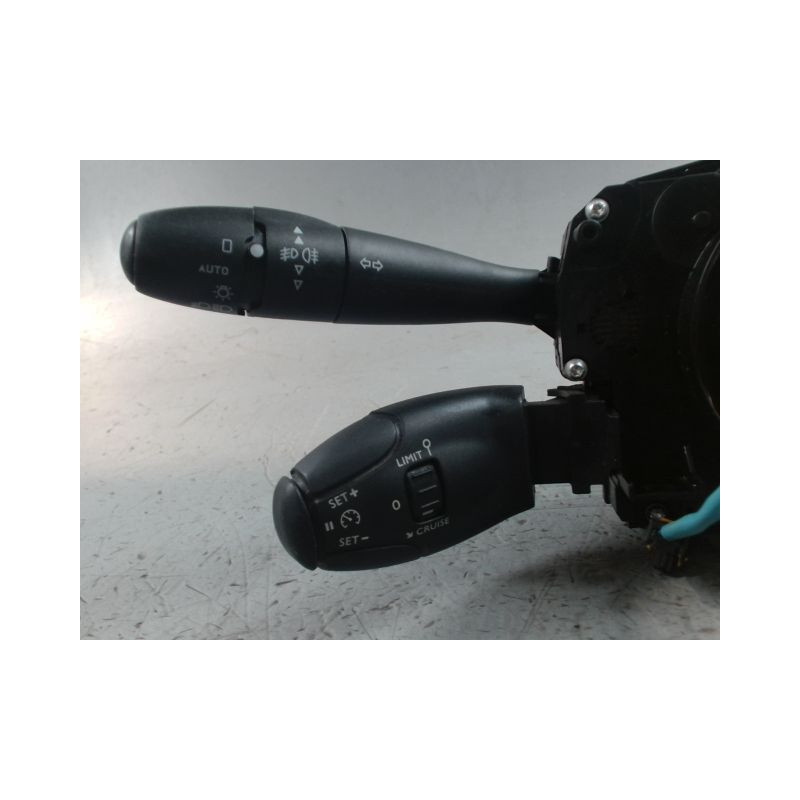 BLOC COMMODOS PEUGEOT 207 5P