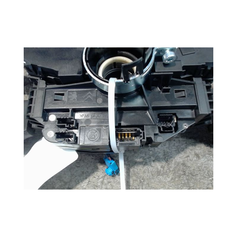 BLOC COMMODOS PEUGEOT 5008 2009-