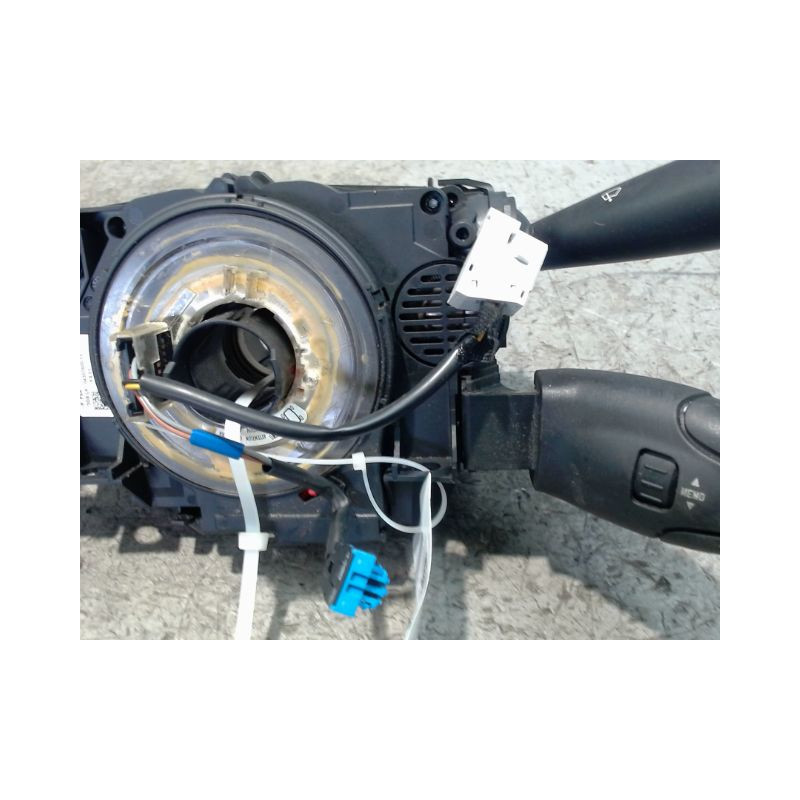 BLOC COMMODOS PEUGEOT 5008 2009-