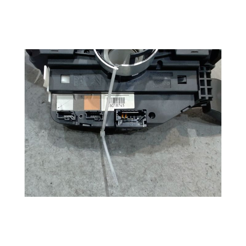 BLOC COMMODOS PEUGEOT 208