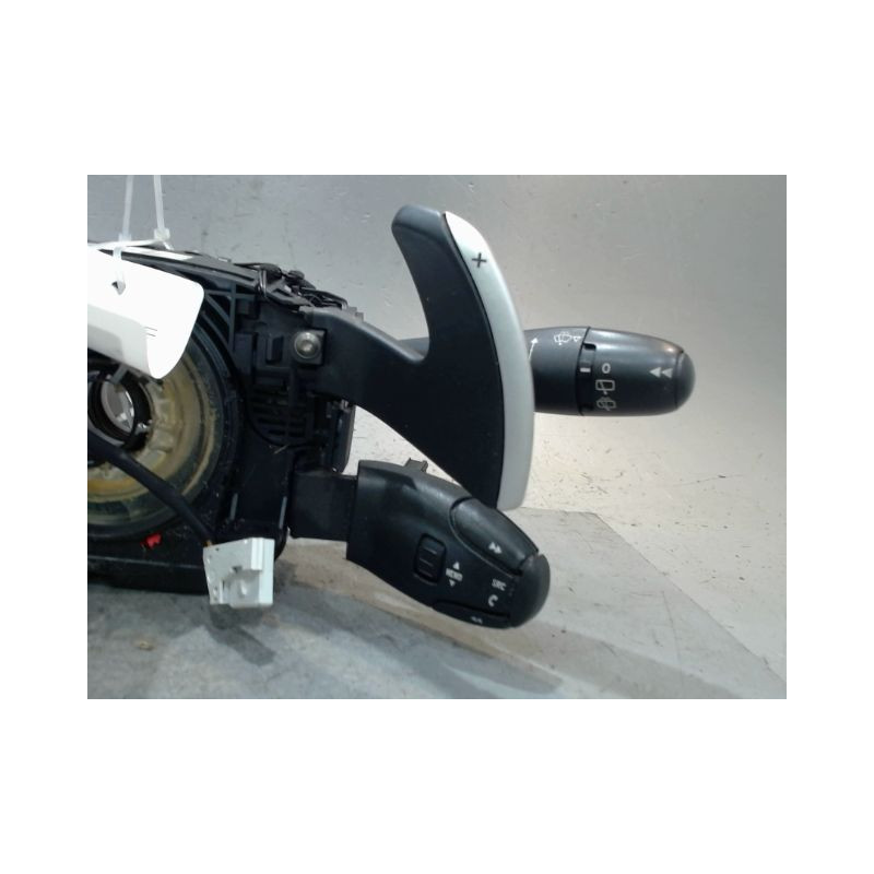 BLOC COMMODOS PEUGEOT 3008