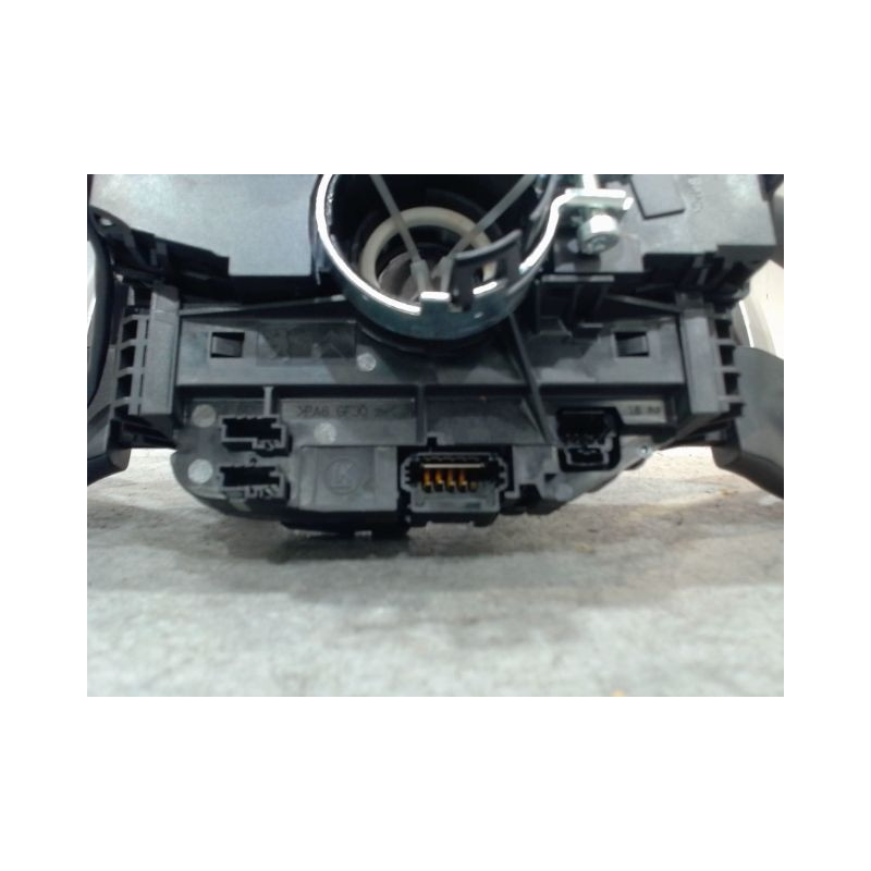 BLOC COMMODOS PEUGEOT 3008