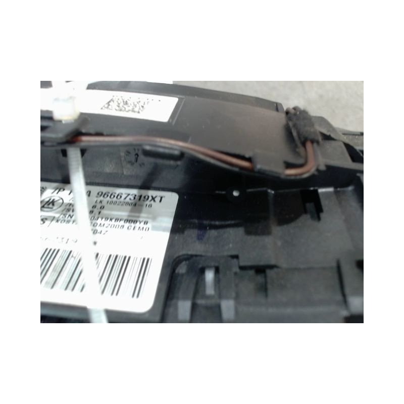 BLOC COMMODOS PEUGEOT 3008