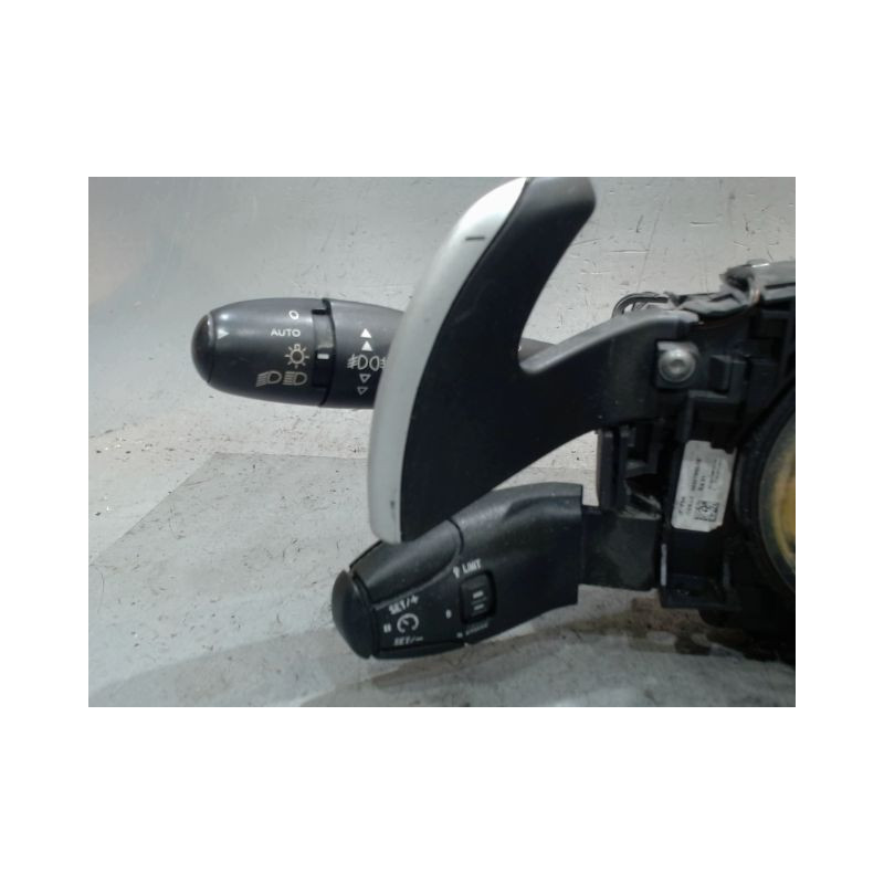 BLOC COMMODOS PEUGEOT 3008