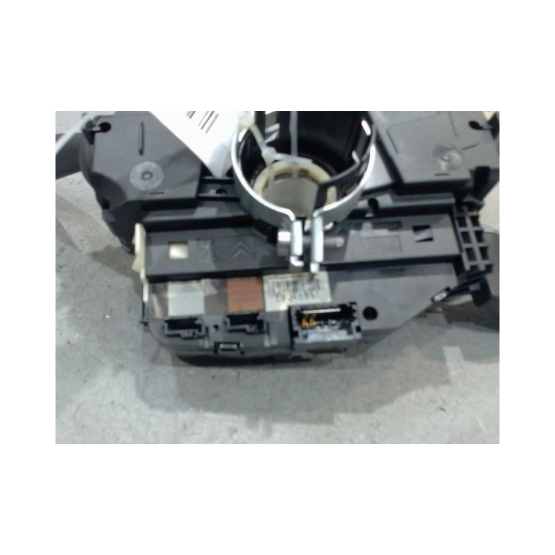 BLOC COMMODOS PEUGEOT 208