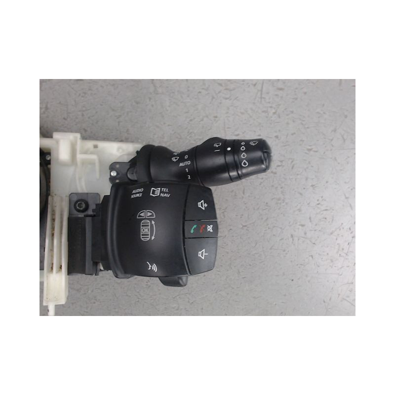 BLOC COMMODOS RENAULT MEGANE