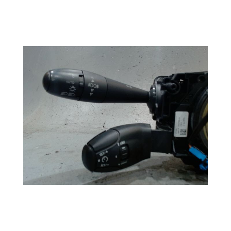 BLOC COMMODOS PEUGEOT 3008
