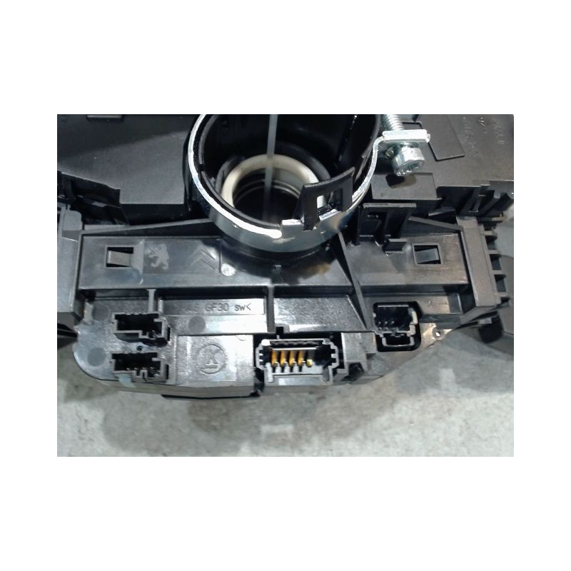 BLOC COMMODOS PEUGEOT 3008