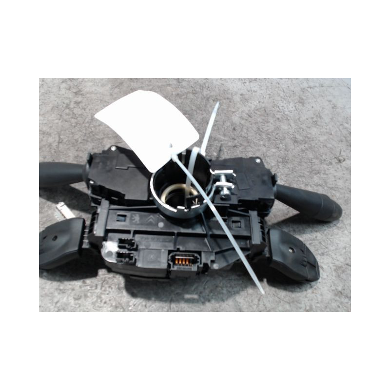 BLOC COMMODOS CITROEN DS3 2009-