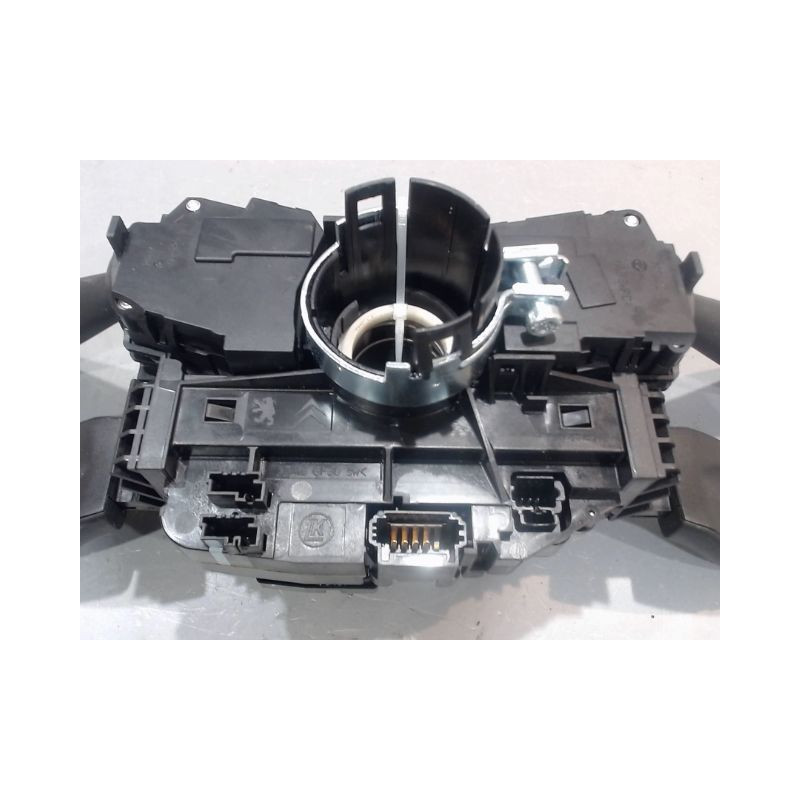 BLOC COMMODOS PEUGEOT 5008