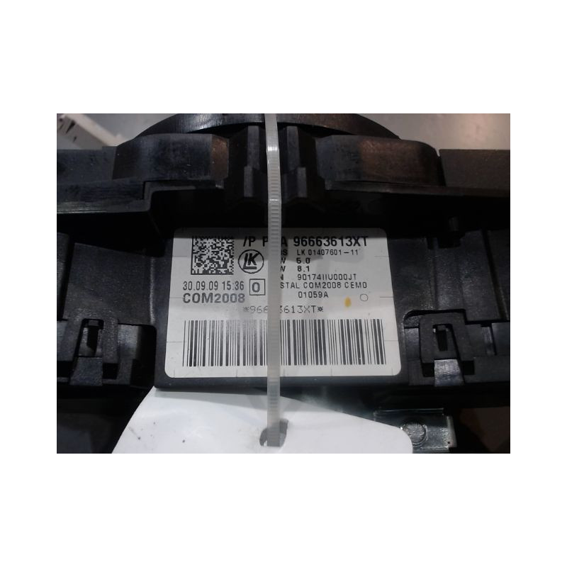 BLOC COMMODOS PEUGEOT 5008