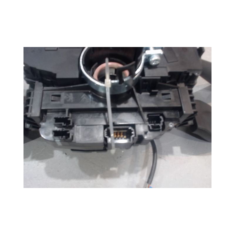 BLOC COMMODOS PEUGEOT 3008