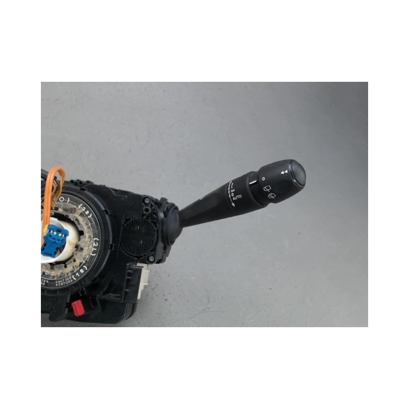 BLOC COMMODOS PEUGEOT 208
