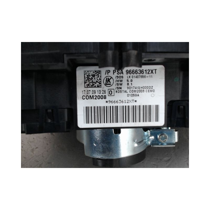 BLOC COMMODOS PEUGEOT 5008