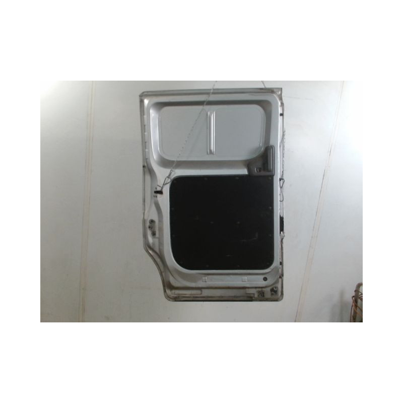 PORTE COULISSANTE GAUCHE NISSAN NV200
