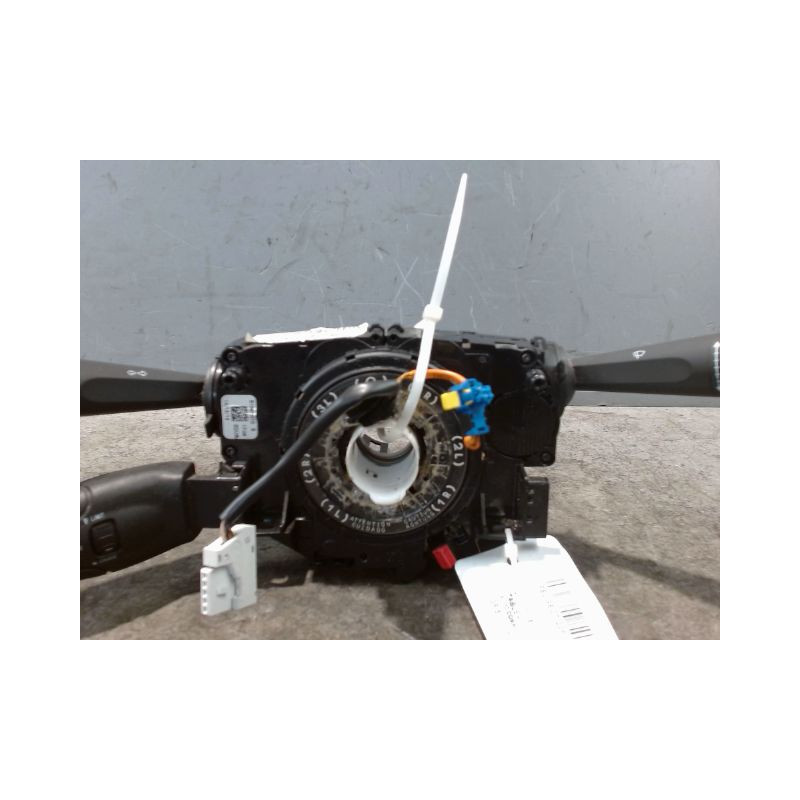 BLOC COMMODOS PEUGEOT 208