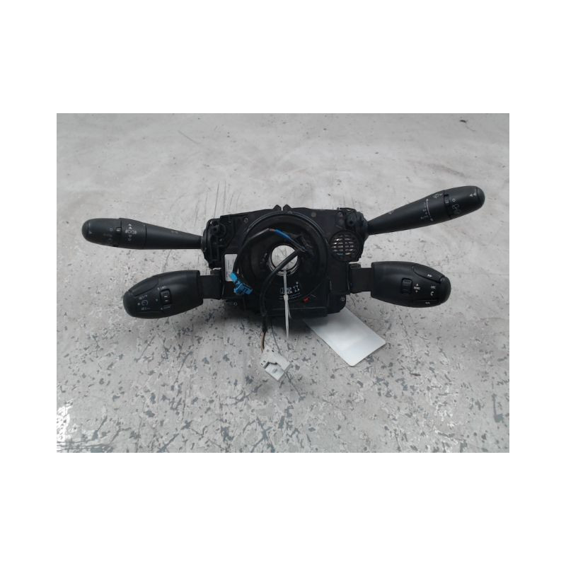 BLOC COMMODOS PEUGEOT 5008 2009-