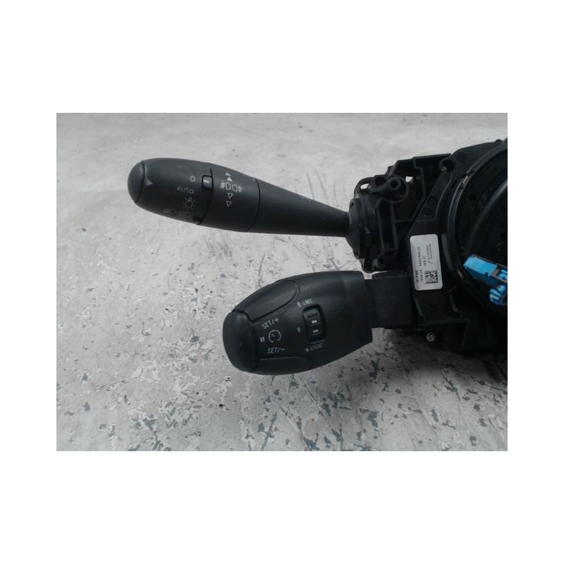 BLOC COMMODOS PEUGEOT 5008 2009-
