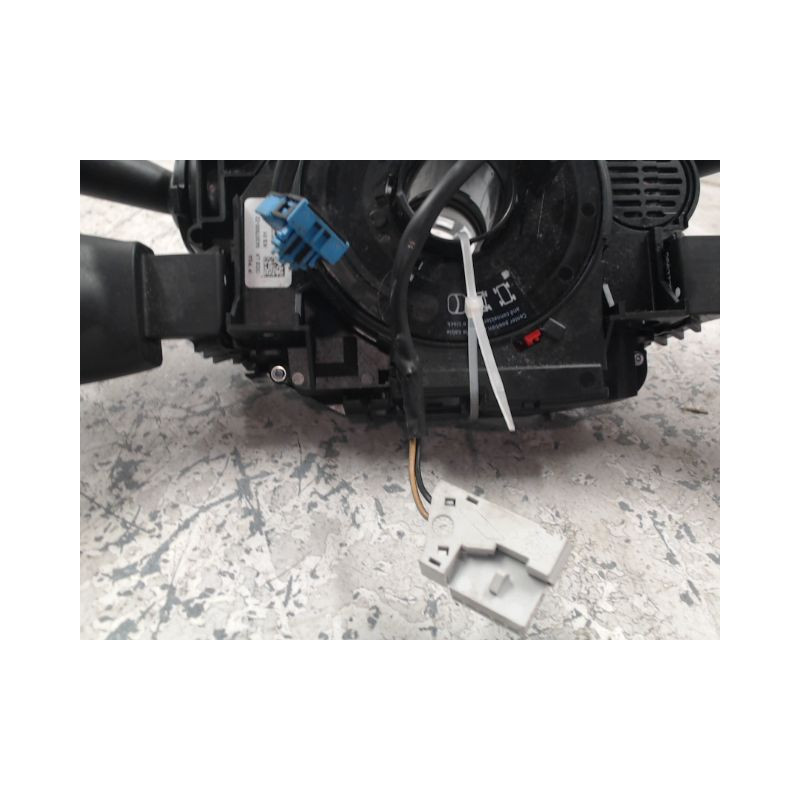 BLOC COMMODOS PEUGEOT 5008 2009-