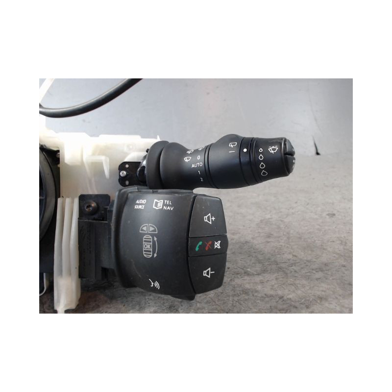 BLOC COMMODOS RENAULT LAGUNA III 2009-