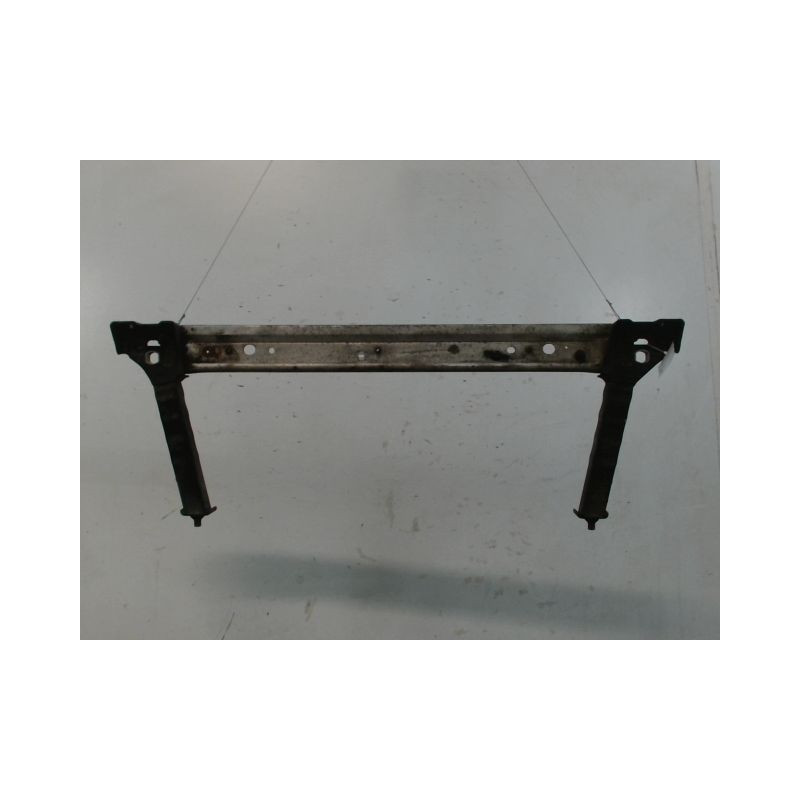 TRAVERSE INFERIEURE ARMATURE AVANT RENAULT MEGANE