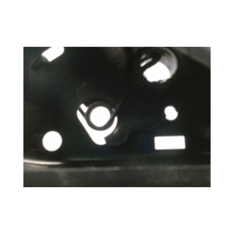 TRAVERSE SUPERIEURE ARMATURE AVANT OPEL CORSA