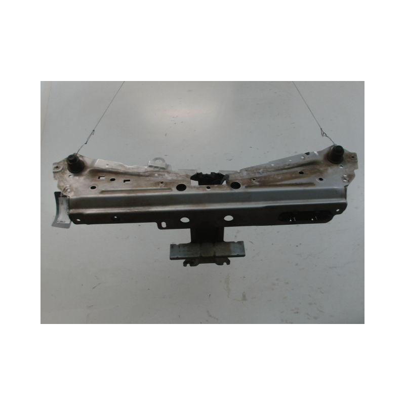 TRAVERSE SUPERIEURE ARMATURE AVANT RENAULT TWINGO