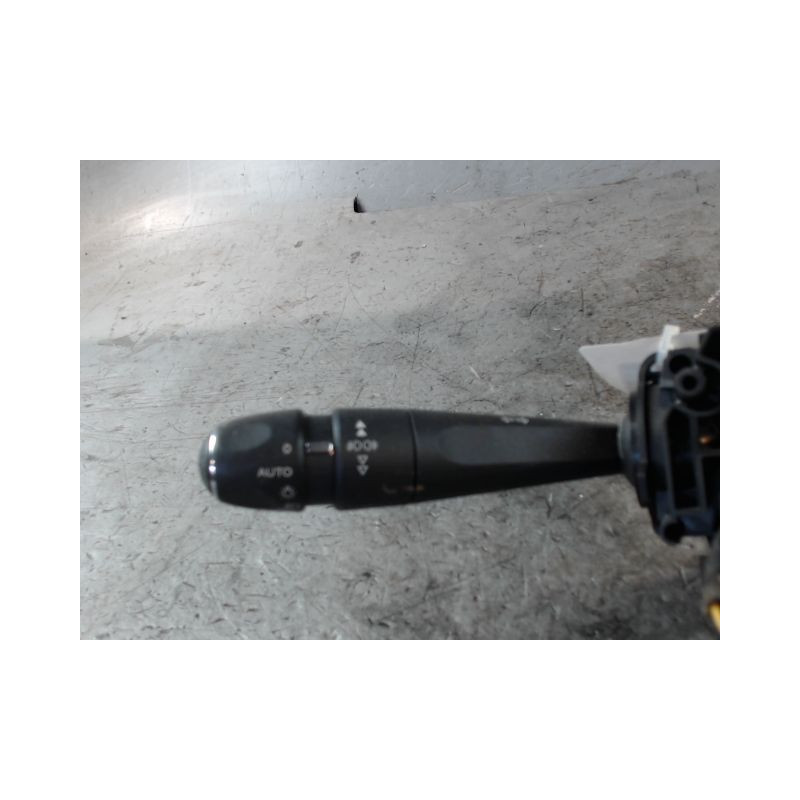 BLOC COMMODOS CITROEN C4 2010-
