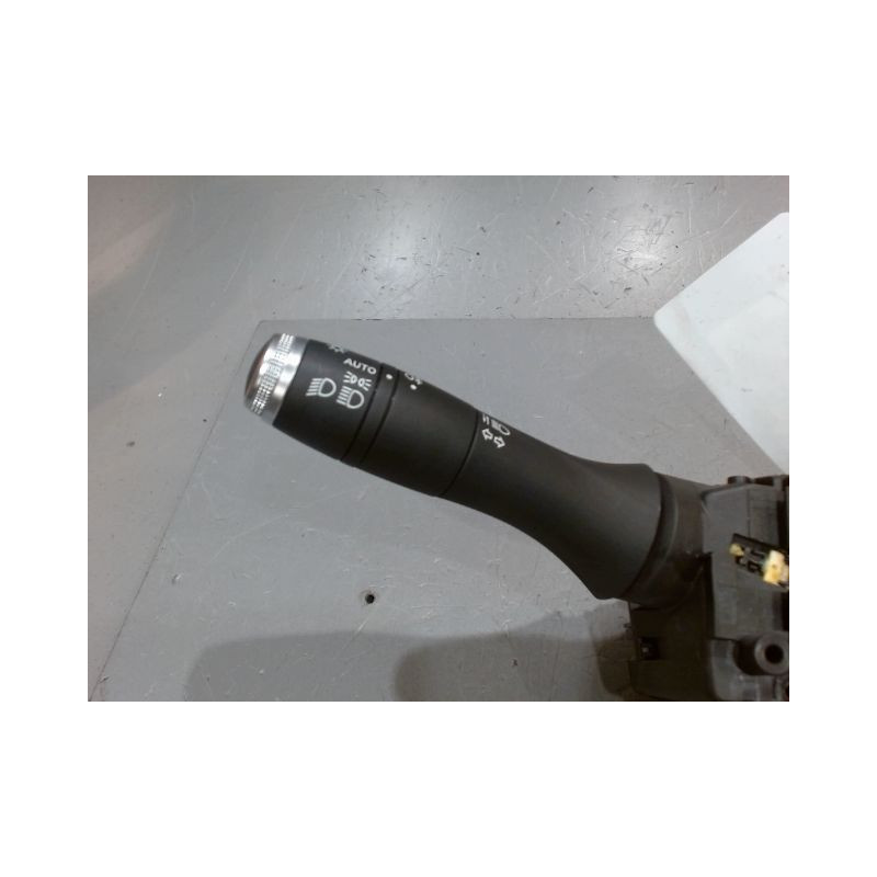 BLOC COMMODOS RENAULT CLIO