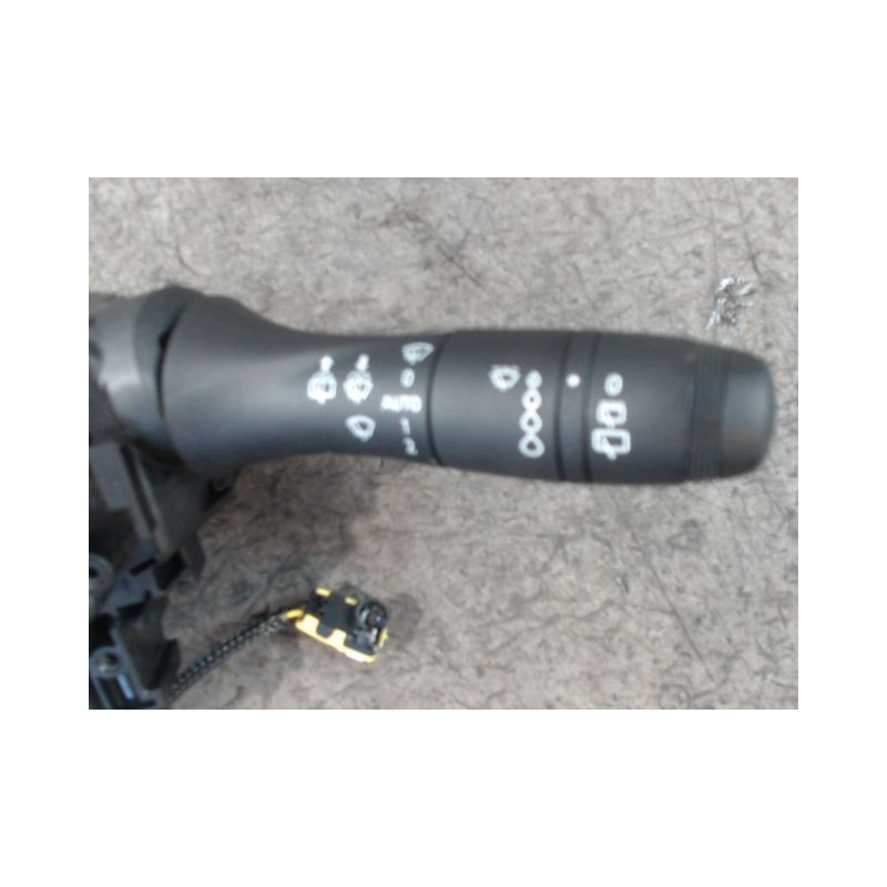 BLOC COMMODOS DACIA SANDERO 2008-