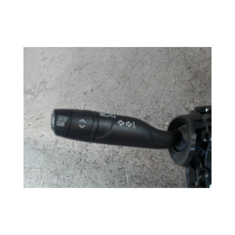 BLOC COMMODOS OPEL CORSA 2010-
