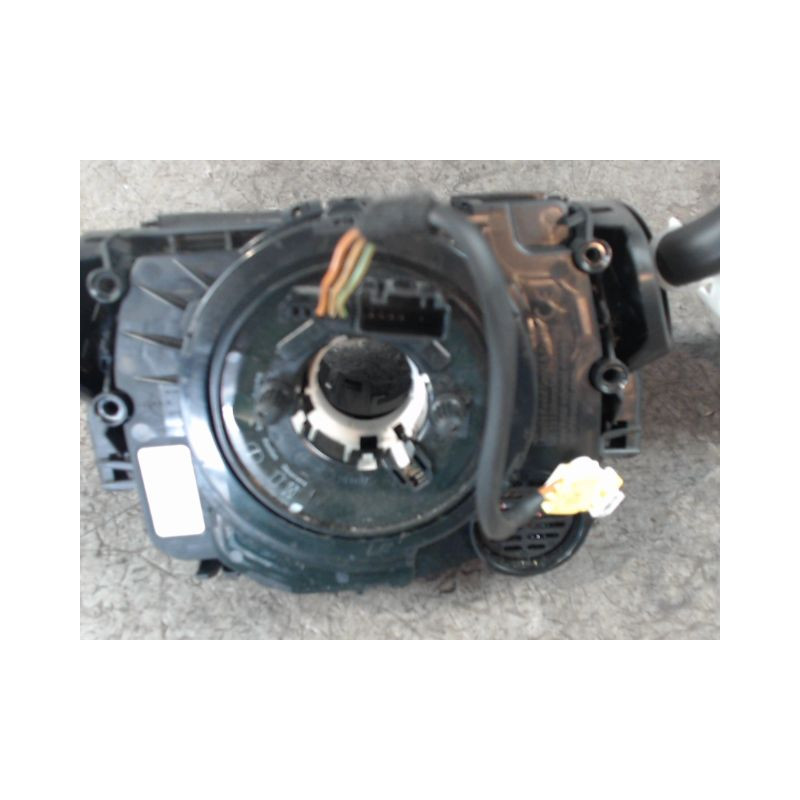 BLOC COMMODOS OPEL CORSA 2010-