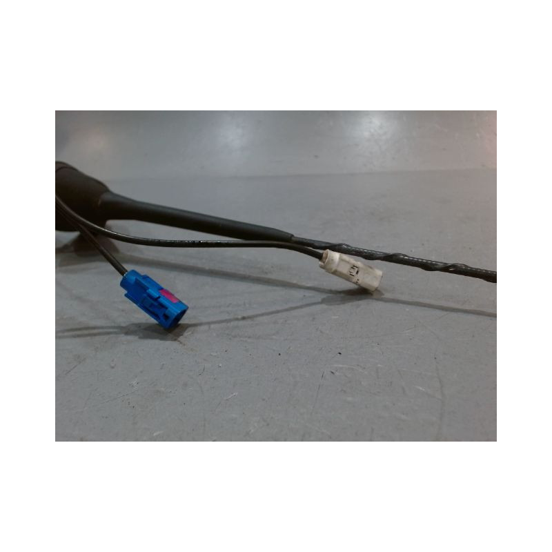 ANTENNE RADIO PEUGEOT 208