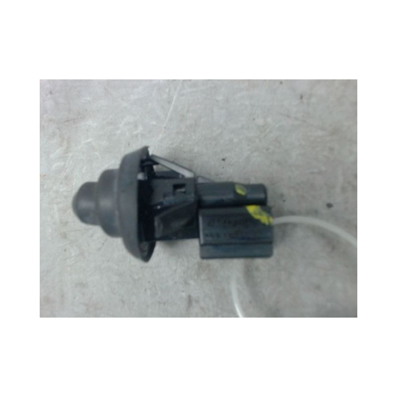 CONTACTEUR PORTE AVANT DROIT DACIA DUSTER