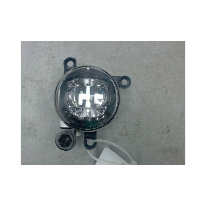 PHARE ANTIBROUILLARD AVANT DROIT OPEL CORSA