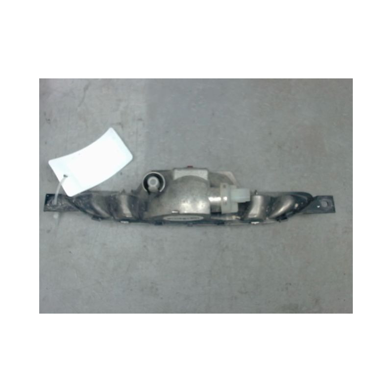 FEU BROUILLARD CENTRAL ARRIERE OPEL CORSA