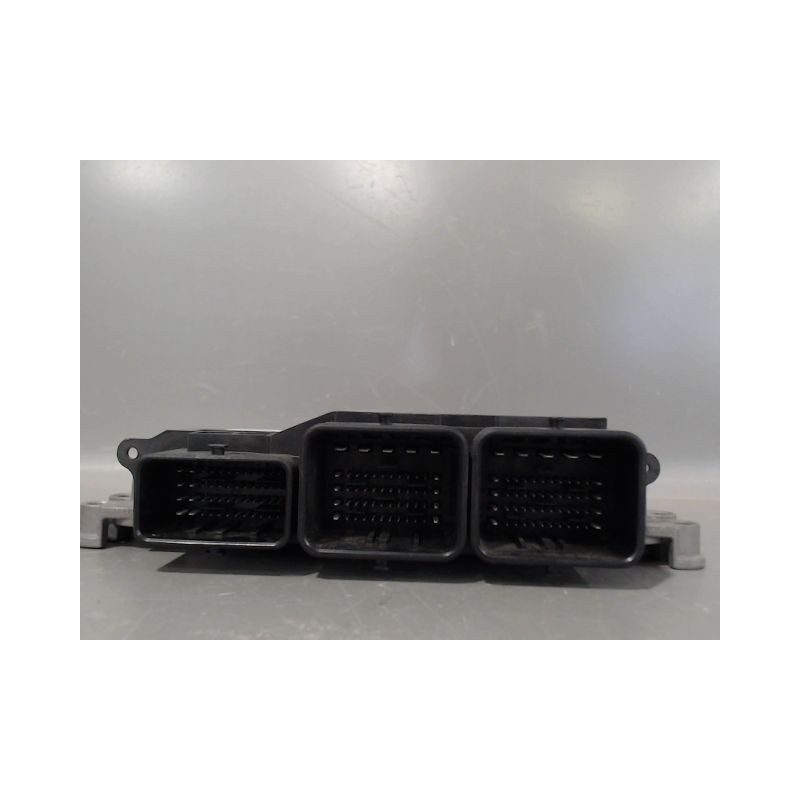 CALCULATEUR MOTEUR PEUGEOT 308