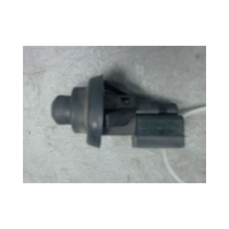 CONTACTEUR PORTE AVANT DROIT DACIA SANDERO 2008-