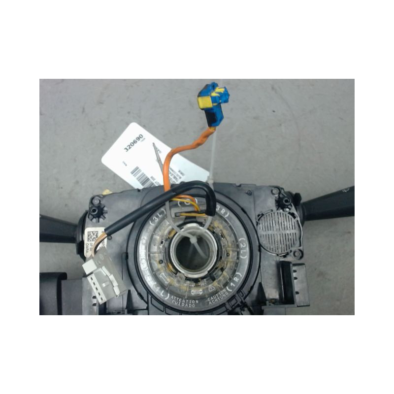 BLOC COMMODOS PEUGEOT 208