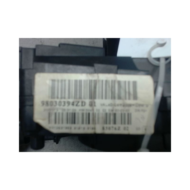 BLOC COMMODOS PEUGEOT 208