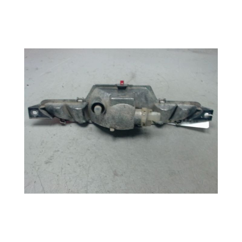 FEU BROUILLARD CENTRAL ARRIERE PEUGEOT 208