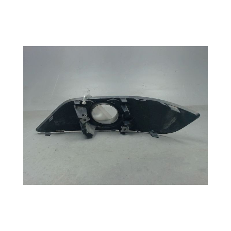 SPOILER AVANT DROIT  MERCEDES CLASSE B 2008-
