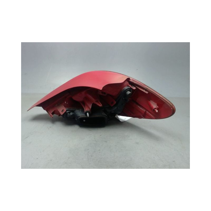 FEU ARRIERE GAUCHE  PEUGEOT 207 5P
